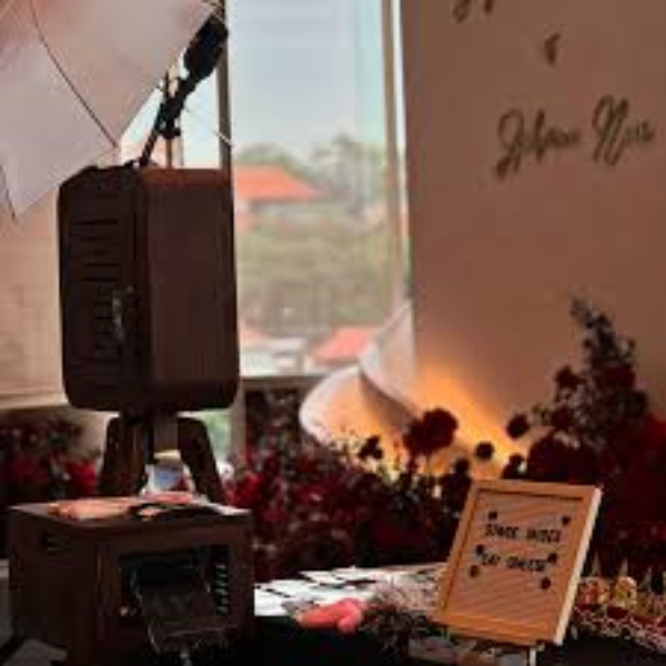Free Photo Booth & Printing